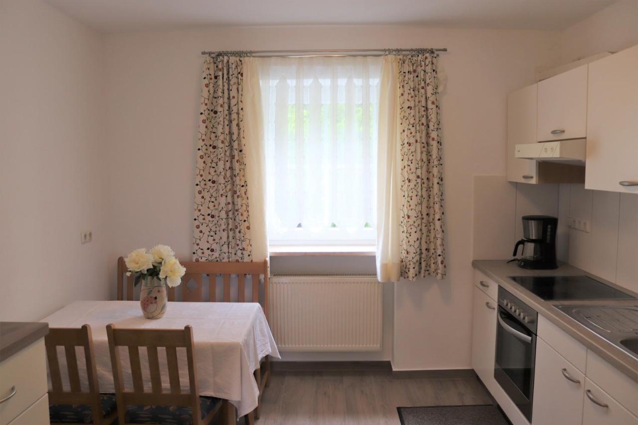 Schoene Ferienwohnung Vor Den Toren Pullman Citys Aicha vorm Wald Esterno foto